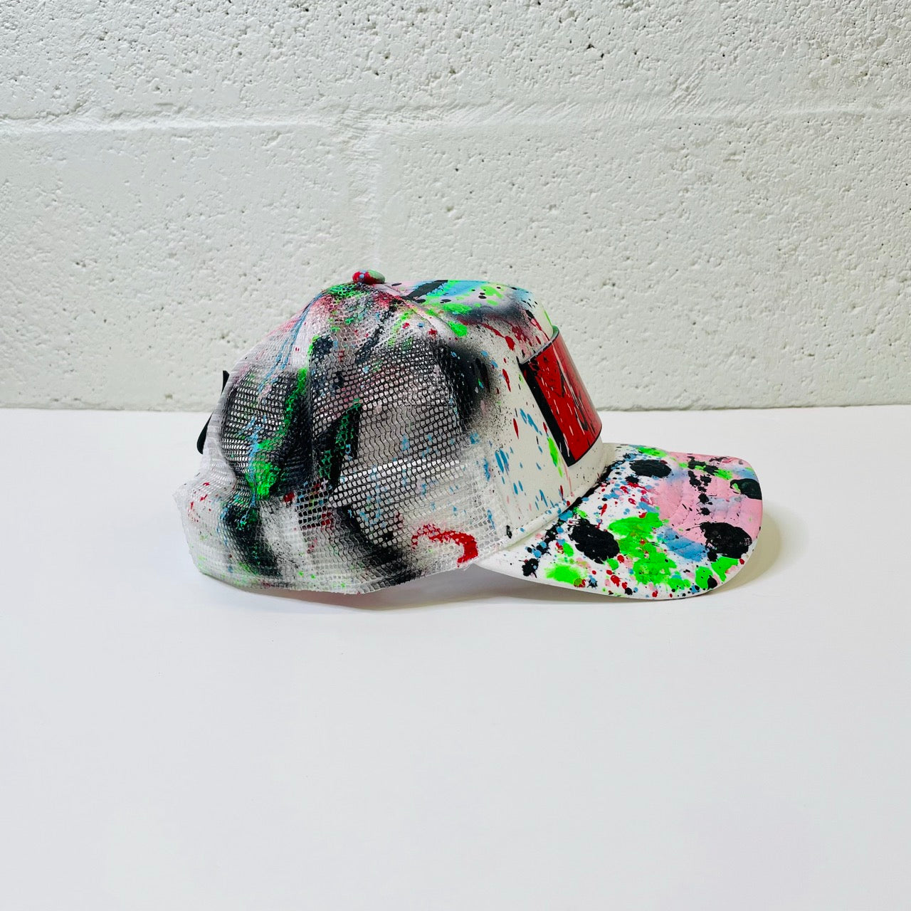 PARTCH Workshop Custom Trucker Cap in White | Je t'aime Art