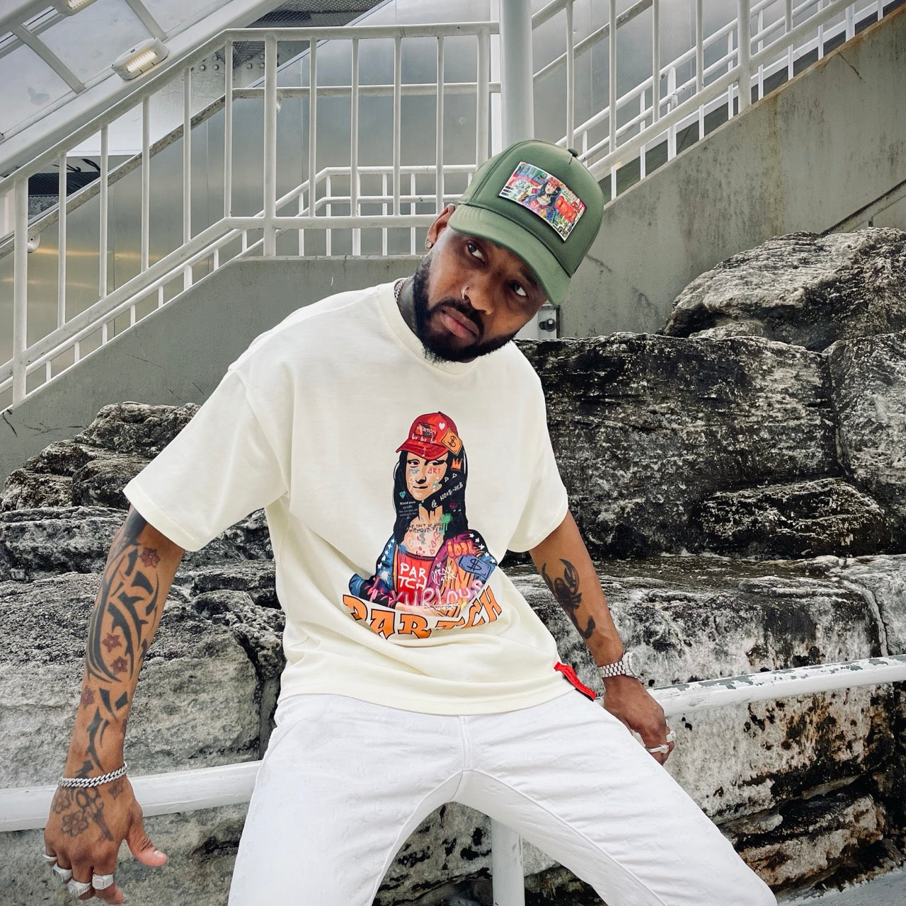 Monalisa Oversized Tee Cream for Men | PARTCH Didier Devaux