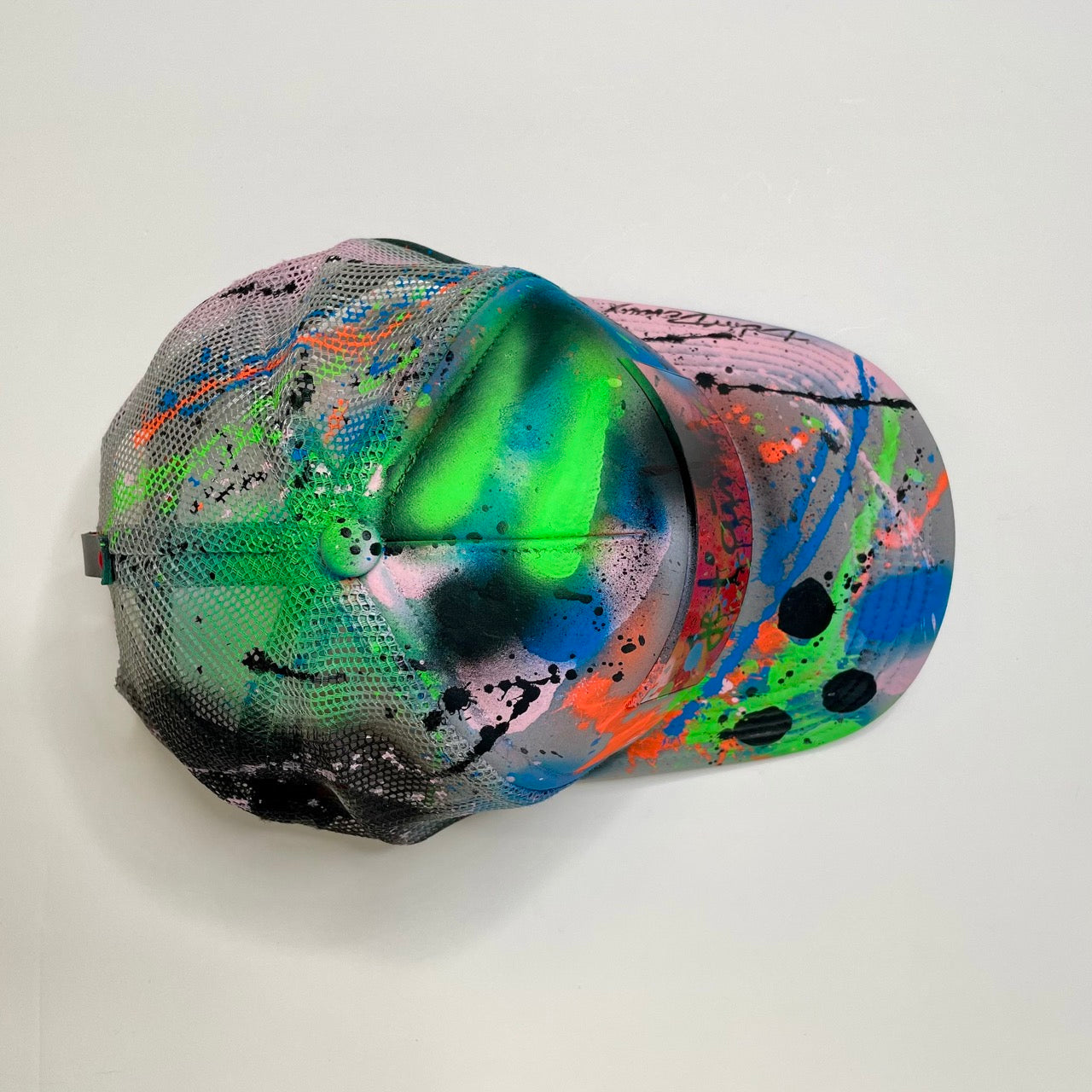 Custom Trucker Hat Hand Painted | Je t'aime cap by PARTCH Fashion