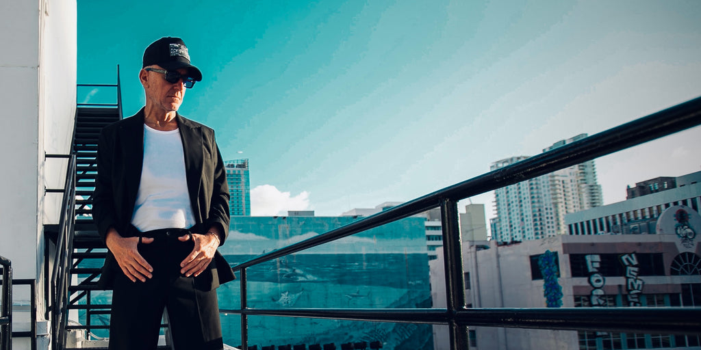 Black Suit Oversized with Pop Love Black Cap 5 panel | PARTCH